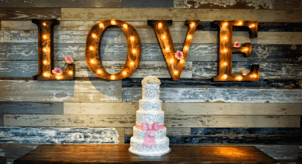 A beautiful Wedding Cake ready to be presented